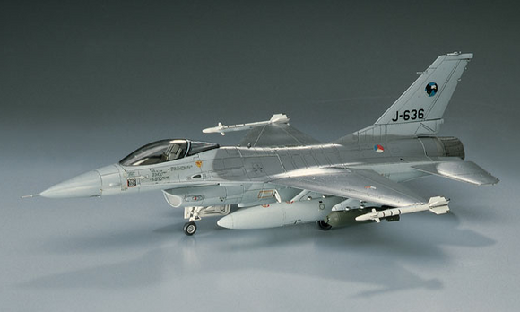 Hasegawa 1/72 F16A Falcon Aircraft Kit