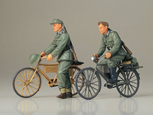 Tamiya 1/35 German Soldiers w/Bicycles Kit