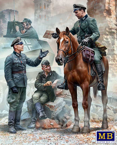 Master Box 1/35 Urgent Dispatch WWII German Military Men (4) & Horse Kit